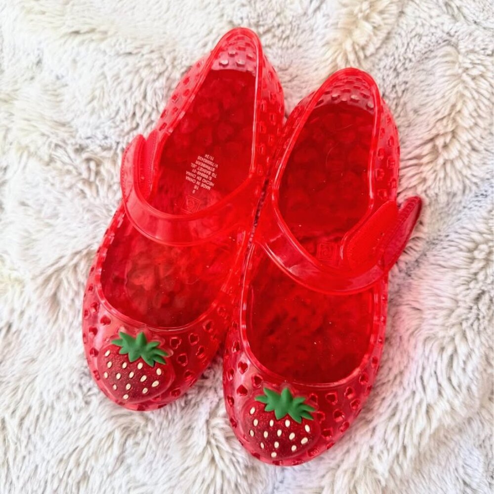 Toddler Strawberry Jellies, sz 9 🍓